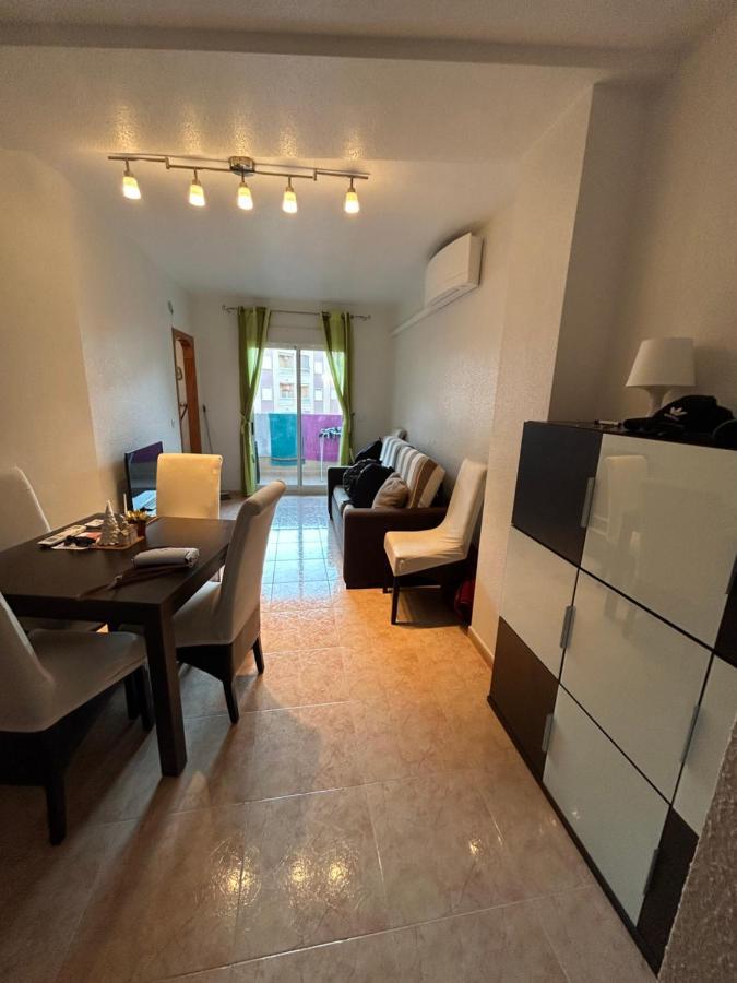Andy'S Apartment Torrevieja Dış mekan fotoğraf